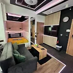 #2 Tgha Luxury Studio Apartment In Athlone