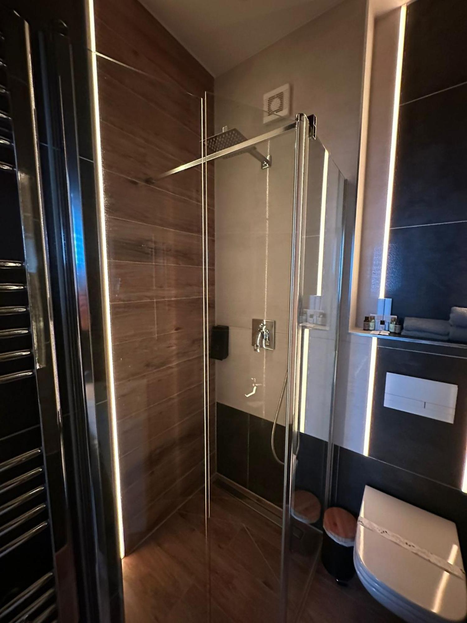 Apartment #2 Tgha Luxury In Athlone